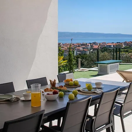 New! Seaview Mare: Your Perfect Coastal Getaway * Спліт